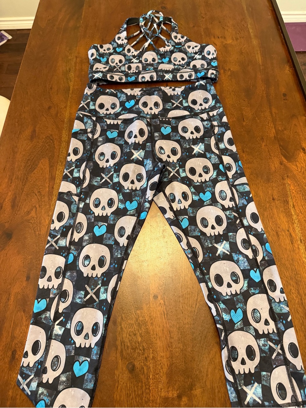 Constantly Varied Gear Emo Skulls Capri Set - Picture 3 of 5